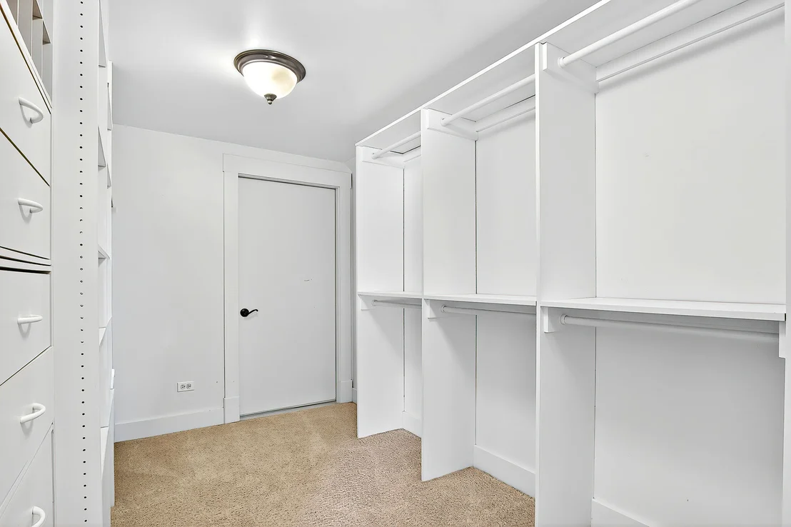 Photo of 820 Peninsula Drive