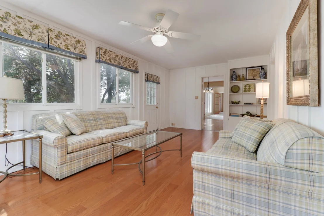 Photo of 2509 Driftwood Road