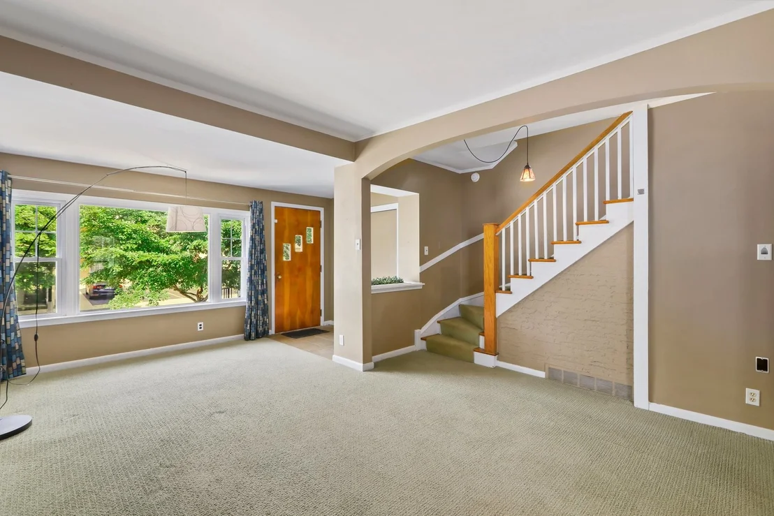 Photo of 148 Belvidere Avenue