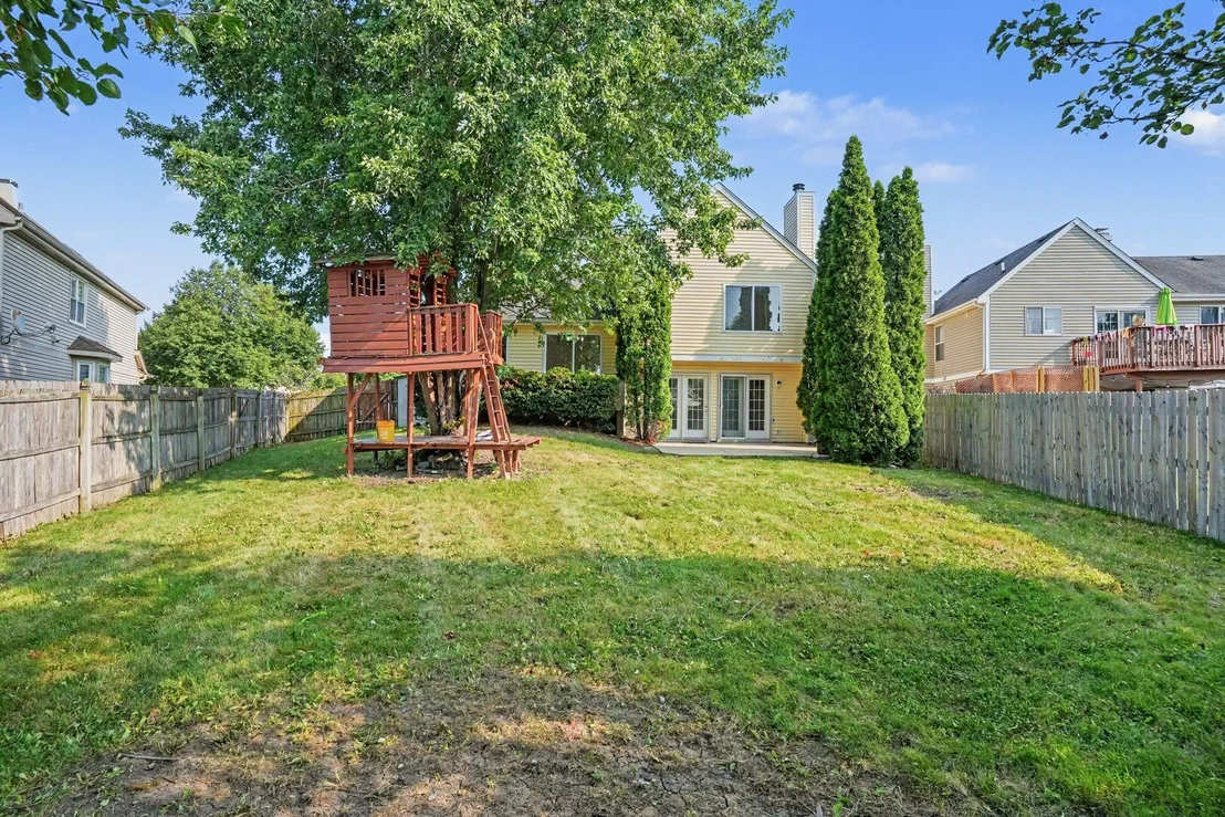Photo of 1457 Beaumont Circle