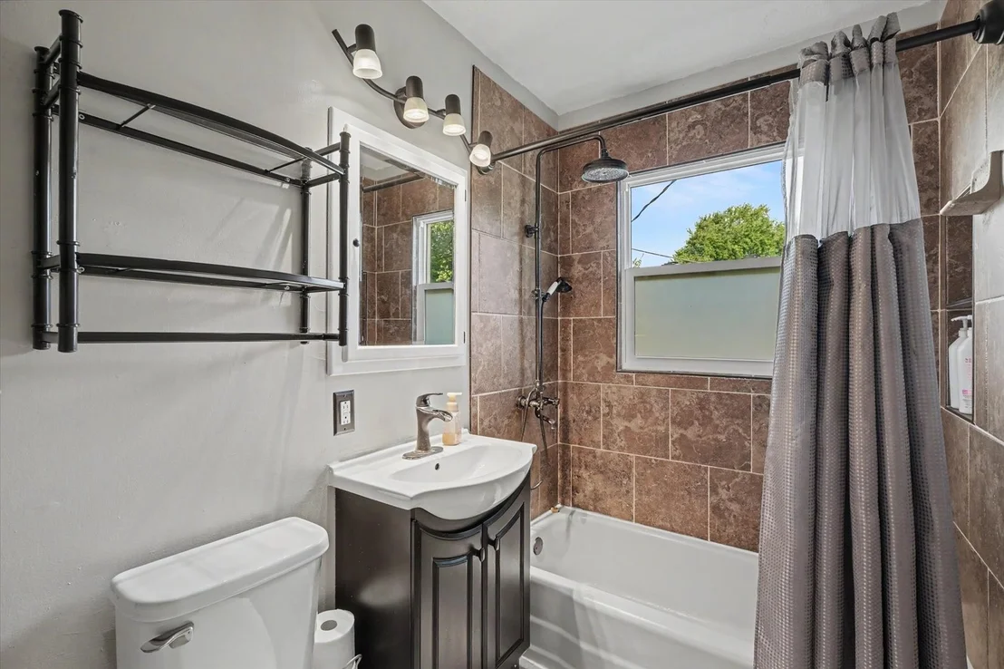 Photo of 106 Mckinley Circle