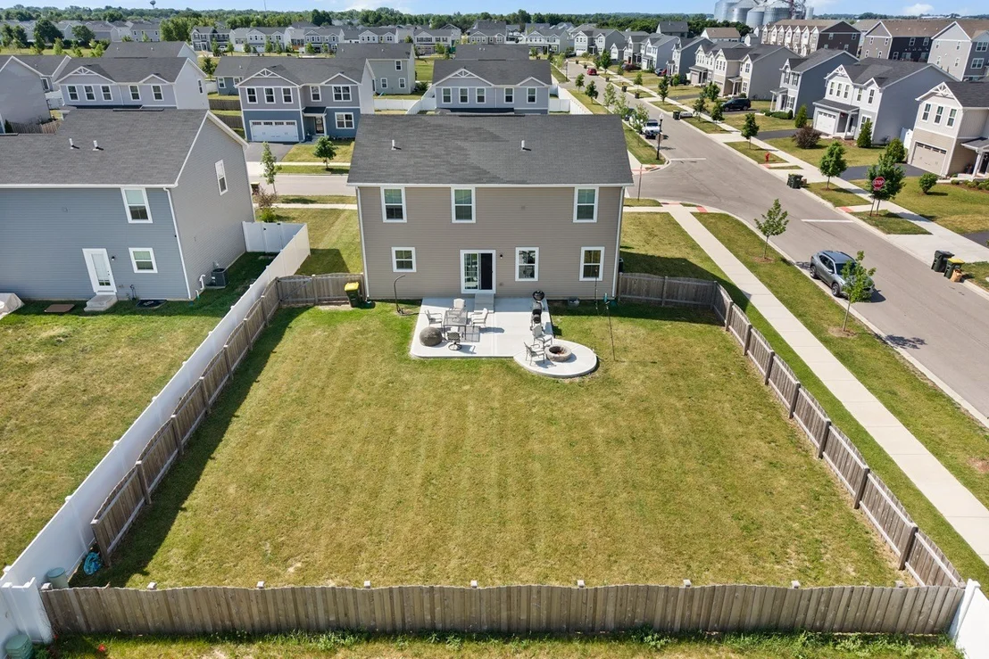 Photo of 552 Dawns End