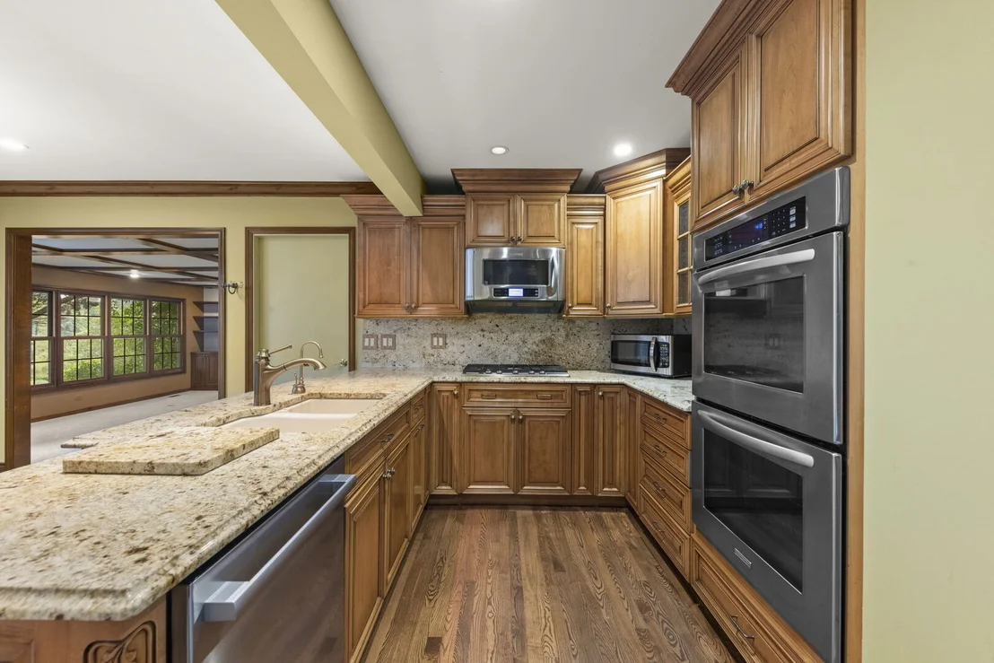 Photo of 2256 Ridgewood Road