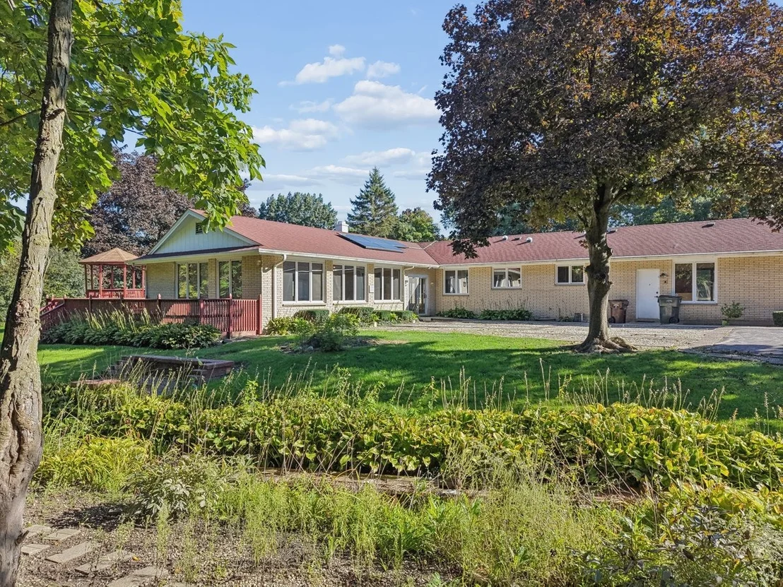 Photo of 201 Oak Lane