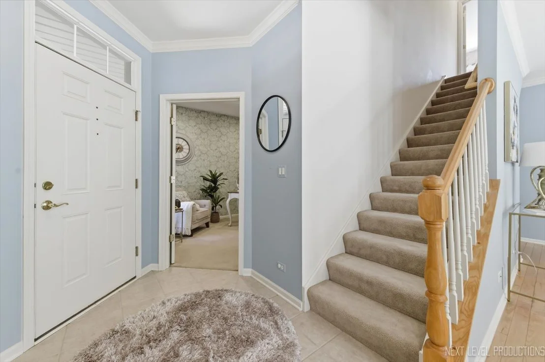 Photo of 865 Cambridge Drive