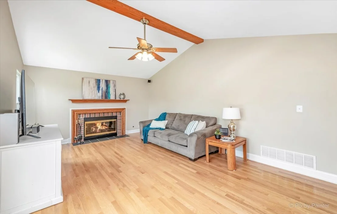 Photo of 1450 Iris Avenue