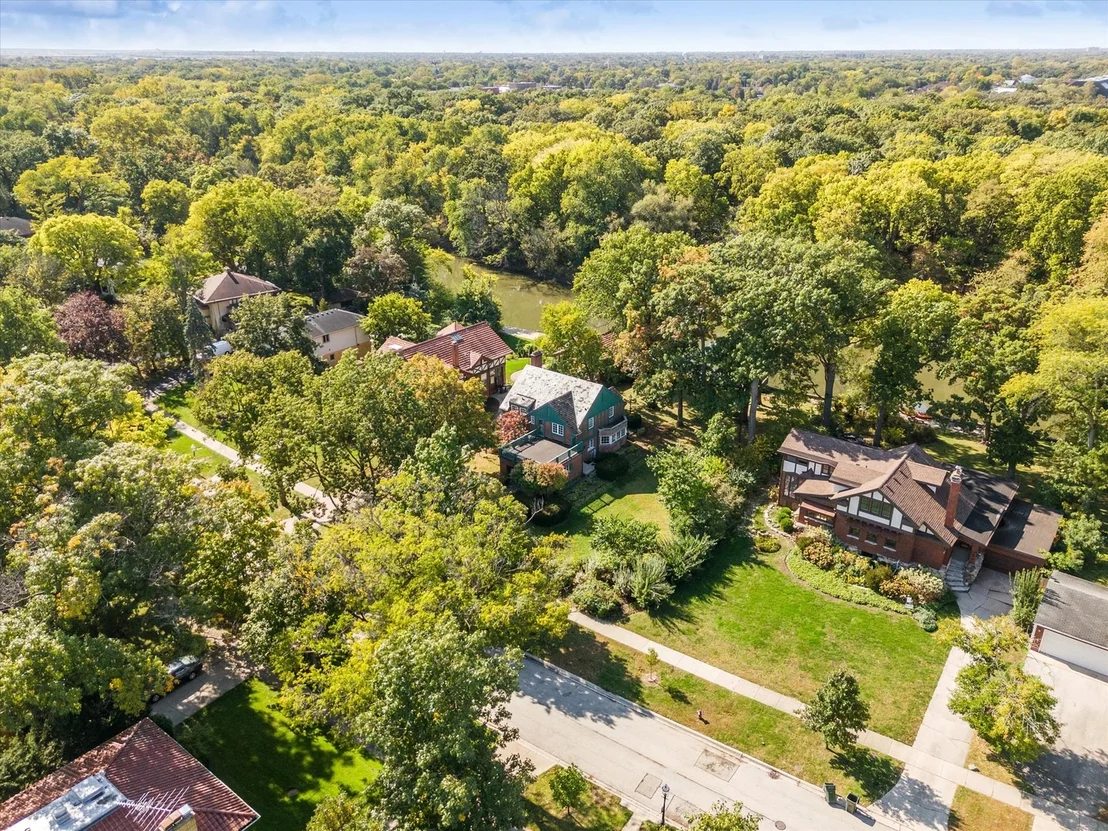 Photo of 220 Maplewood Road