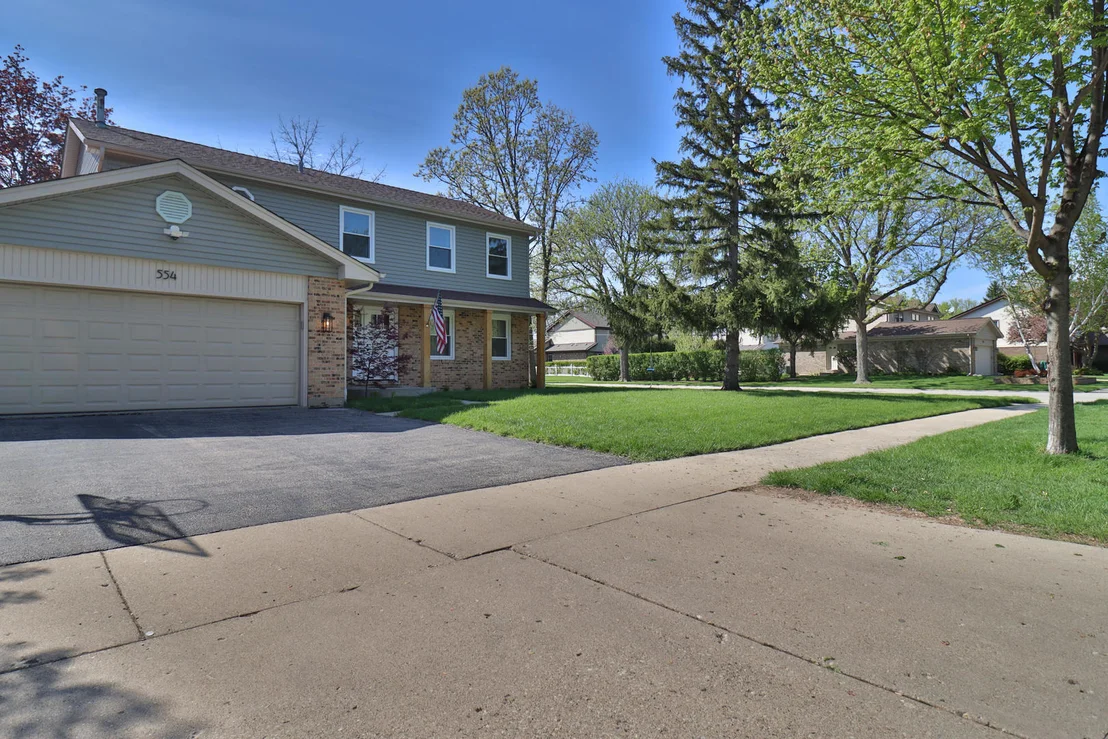 Photo of 554 Briarwood Drive