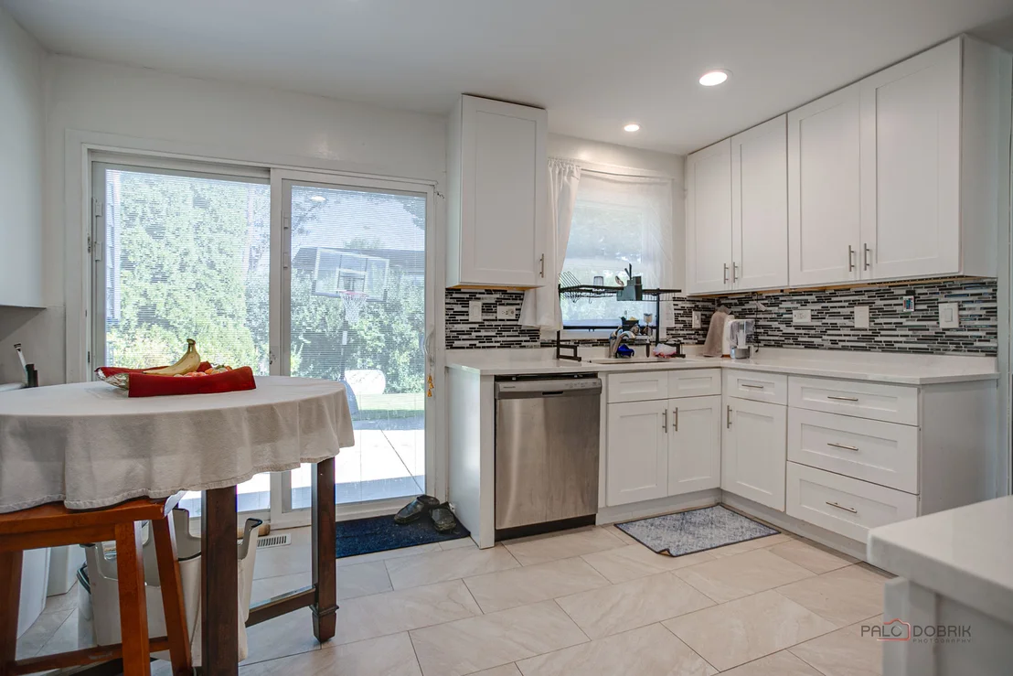 Photo of 600 Thompson Boulevard