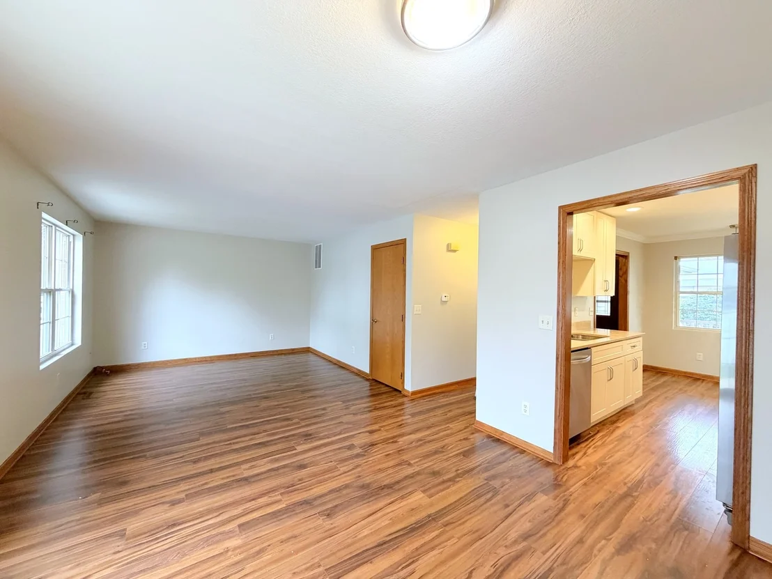 Photo of 1069 Lincoln Drive