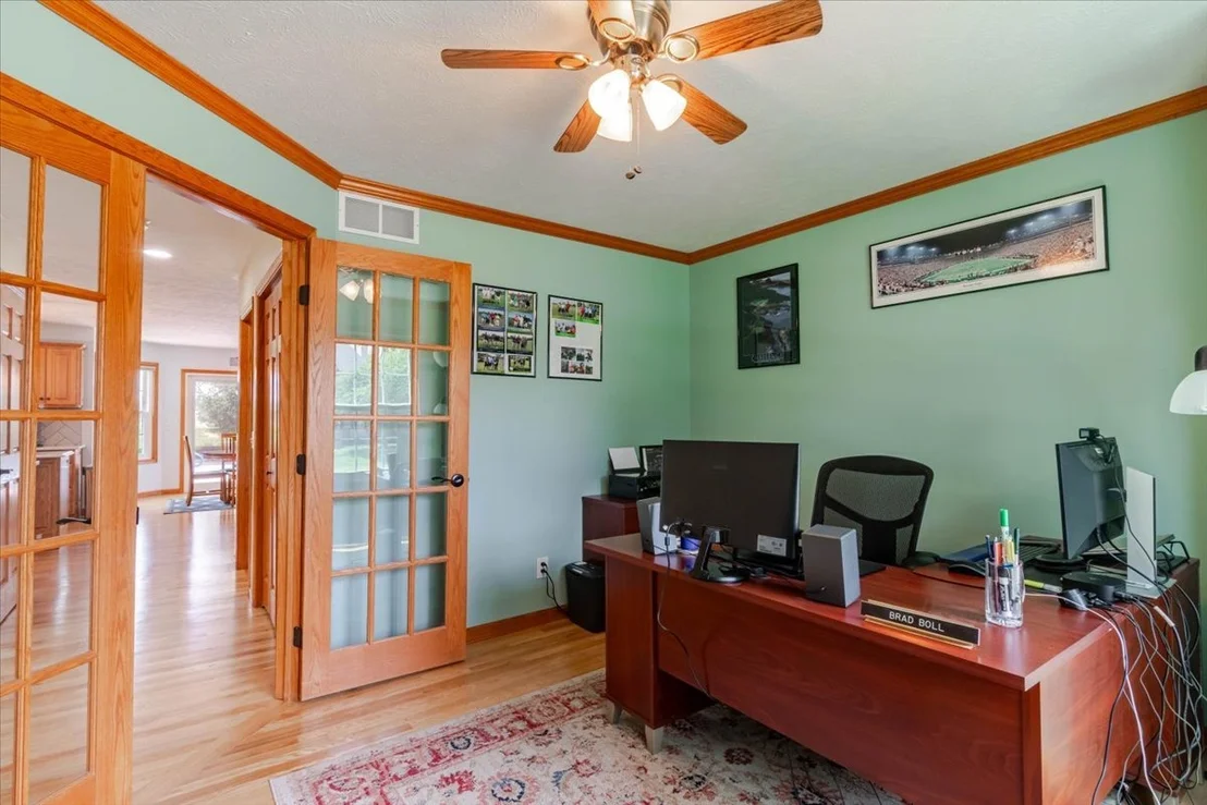 Photo of 9962 Wolf Hill Road