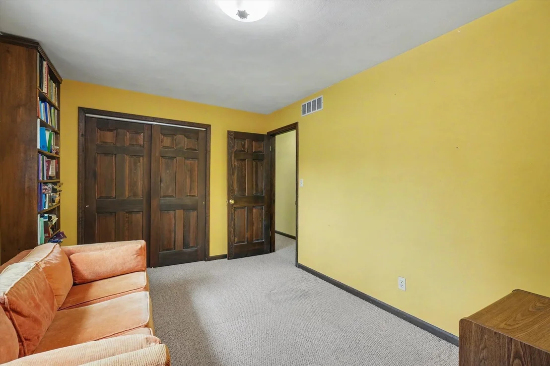 Photo of 204 E Willard Street
