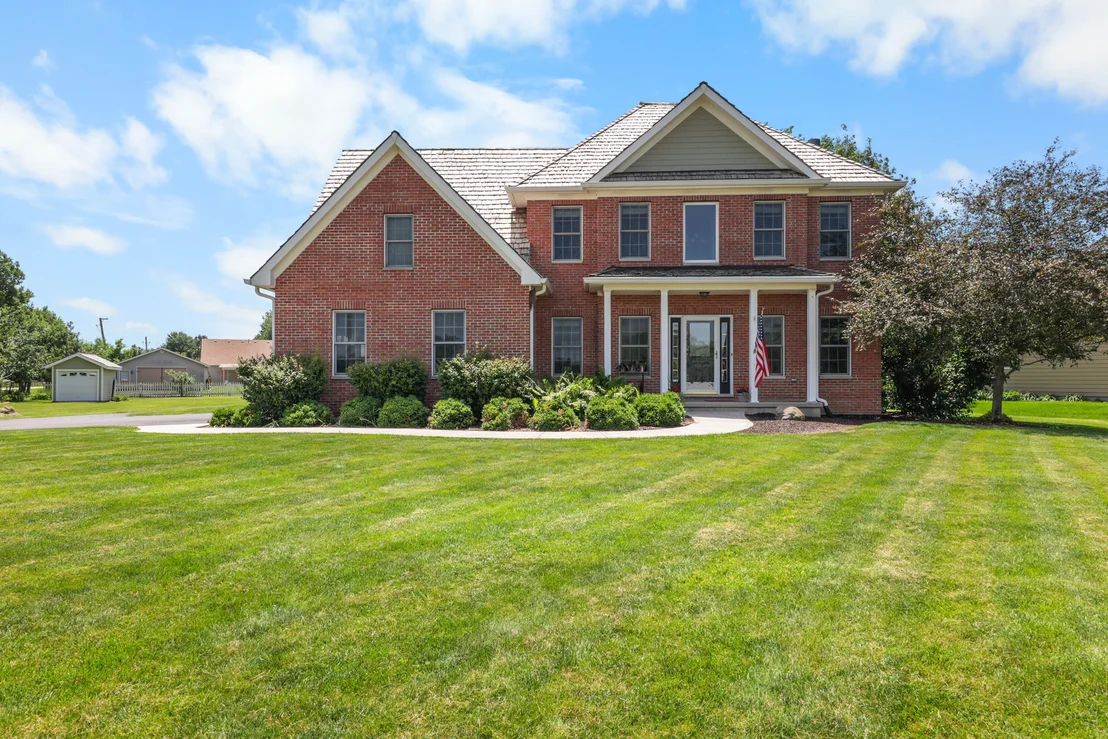 Photo of 1223 Fox Run Drive