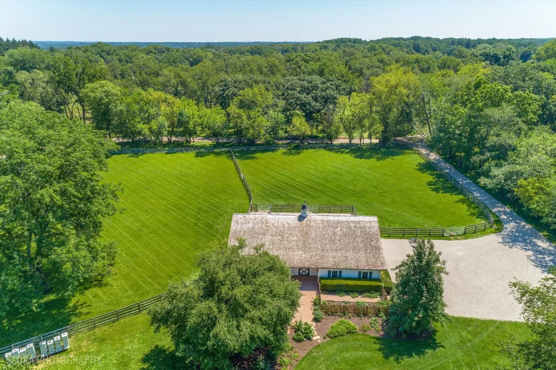 Photo of 13 Deepwood Road