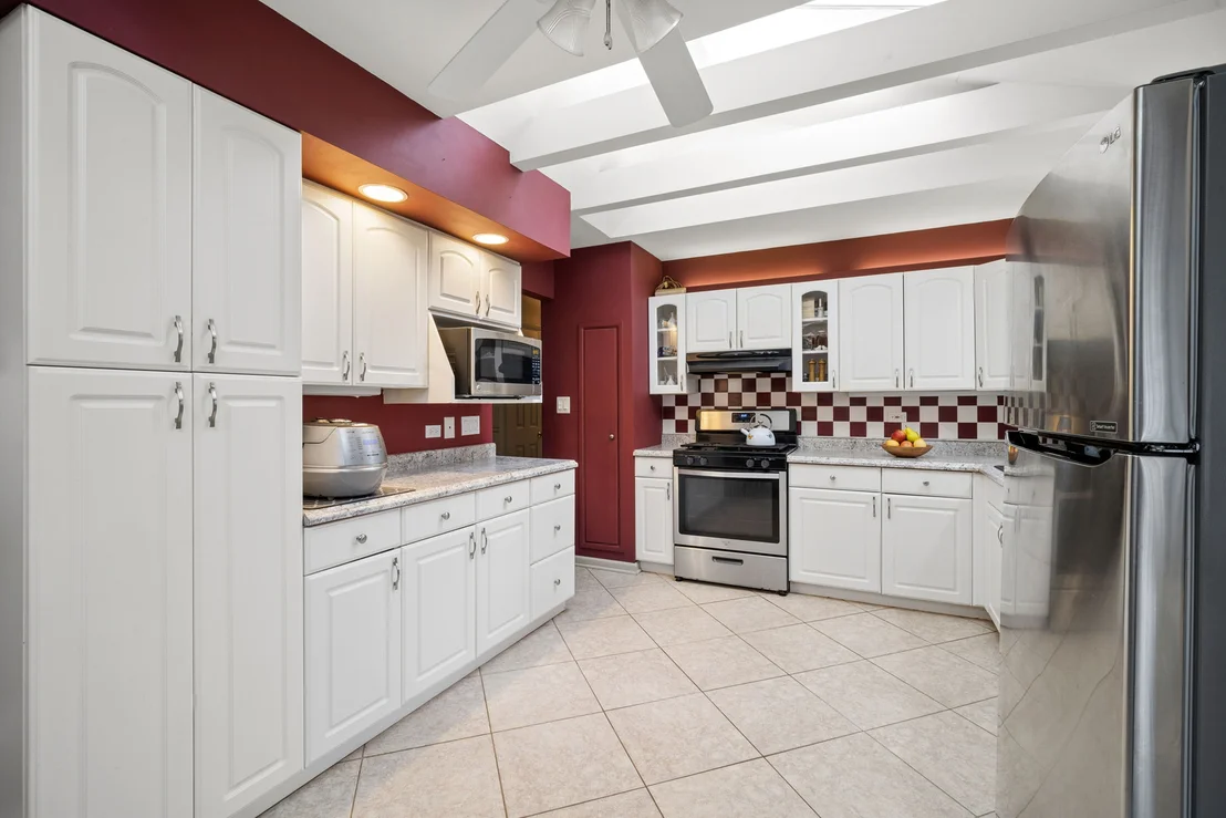 Photo of 1032 Valley Stream Drive