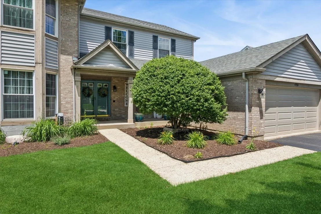 Photo of 490 Flora Drive