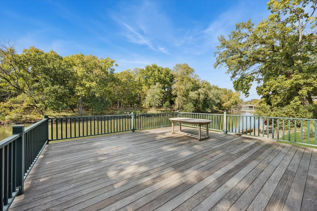 Photo of 220 Maplewood Road