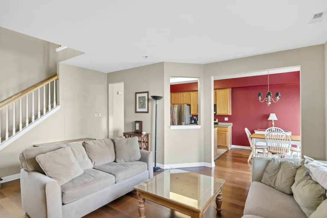 Photo of 24924 Franklin Lane