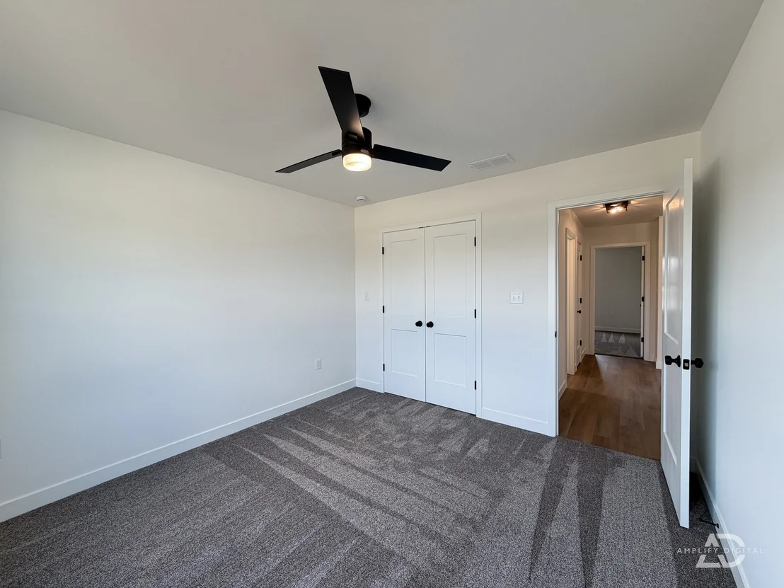 Photo of 455 Edgebrook Drive