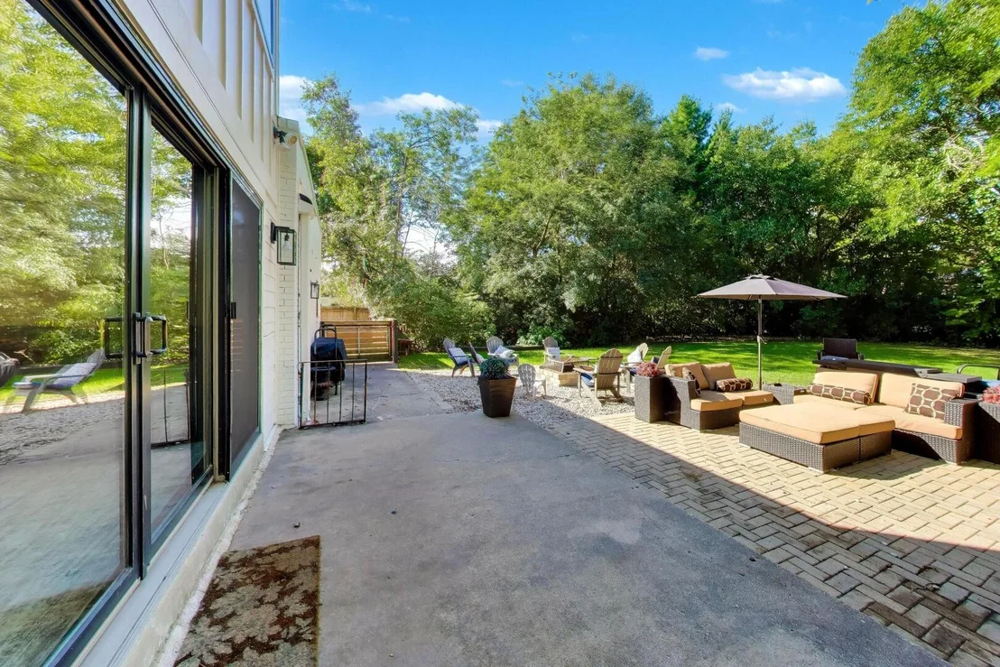 Photo of 901 Locust Road