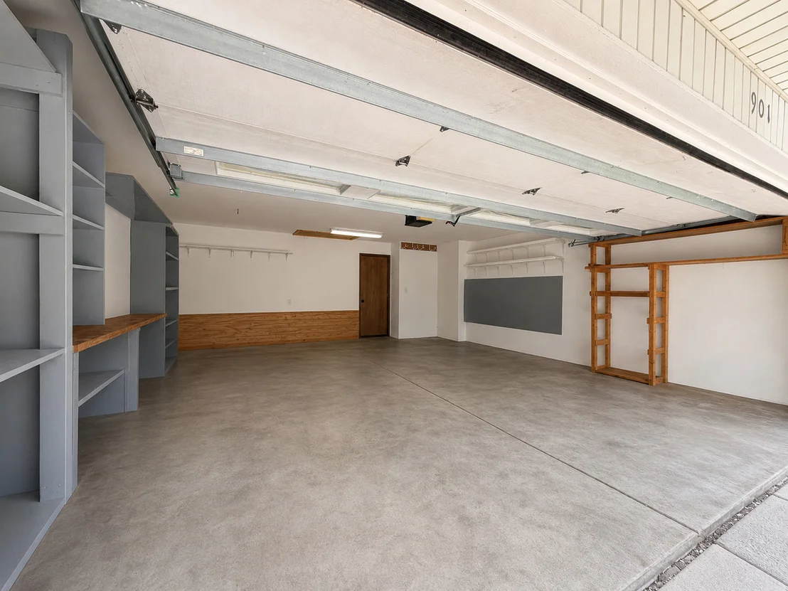 Photo of 901 Lark Street
