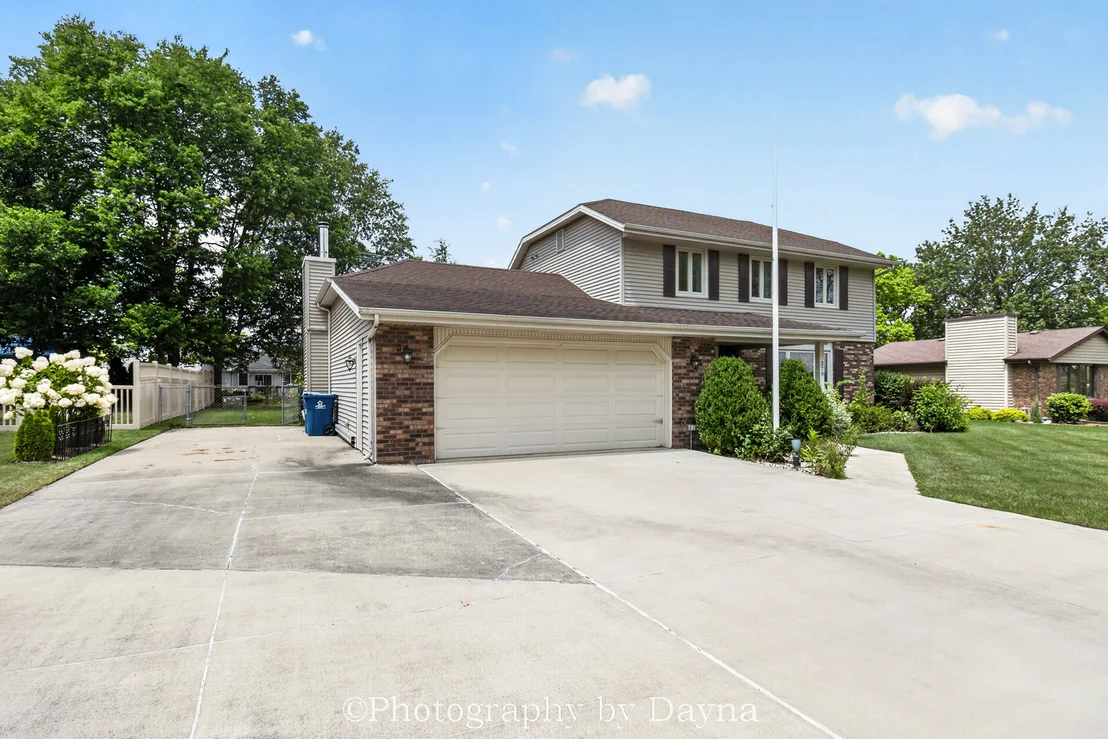 Photo of 379 Fox Trail Drive