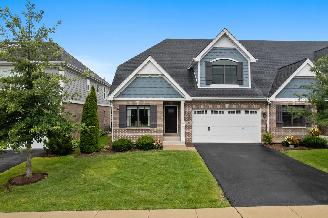 Photo of 641 Bourbon Court