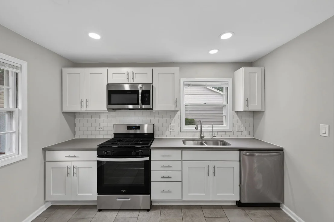 Photo of 415 Alma Terrace