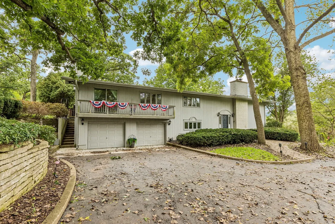 Photo of 9617 Hideaway Lane