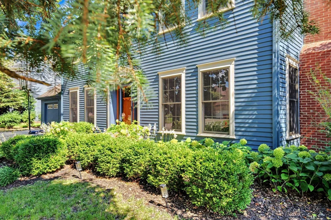 Photo of 2801 Valley Brook Drive