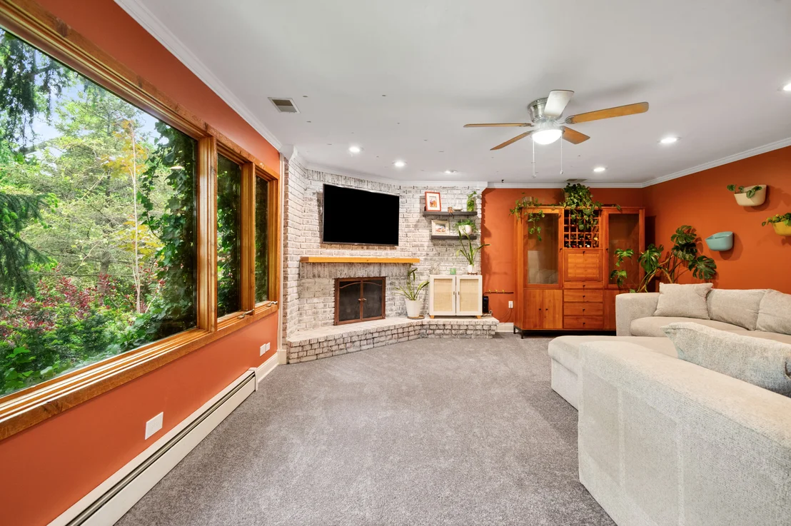 Photo of 17W214 W Hillside Lane