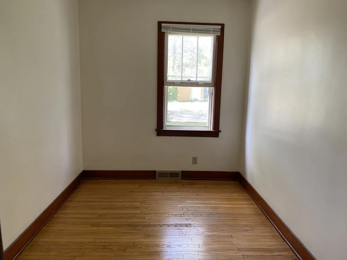 Photo of 1104 Pulaski Street