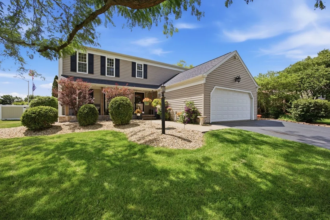 Photo of 702 Hickory Lane