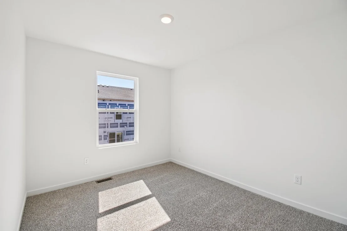 Photo of 1299 Foxglove Drive