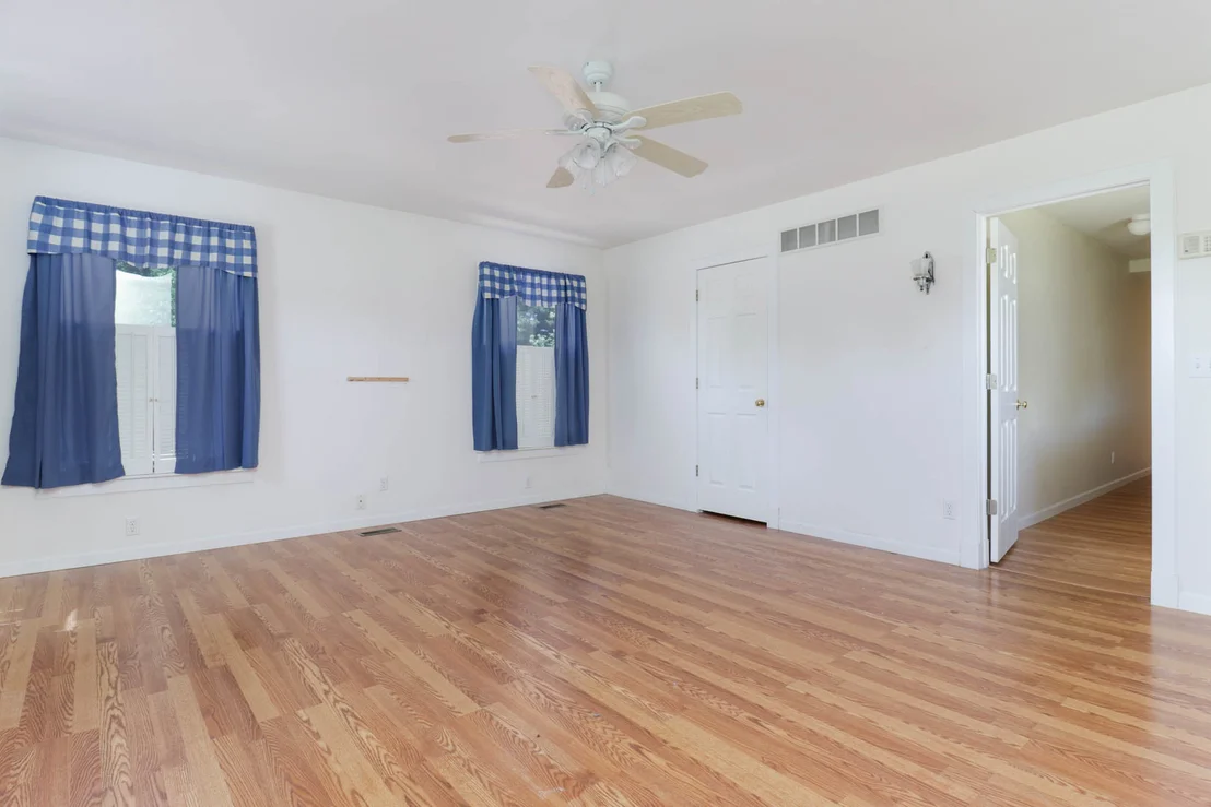Photo of 409 Woodrig Road