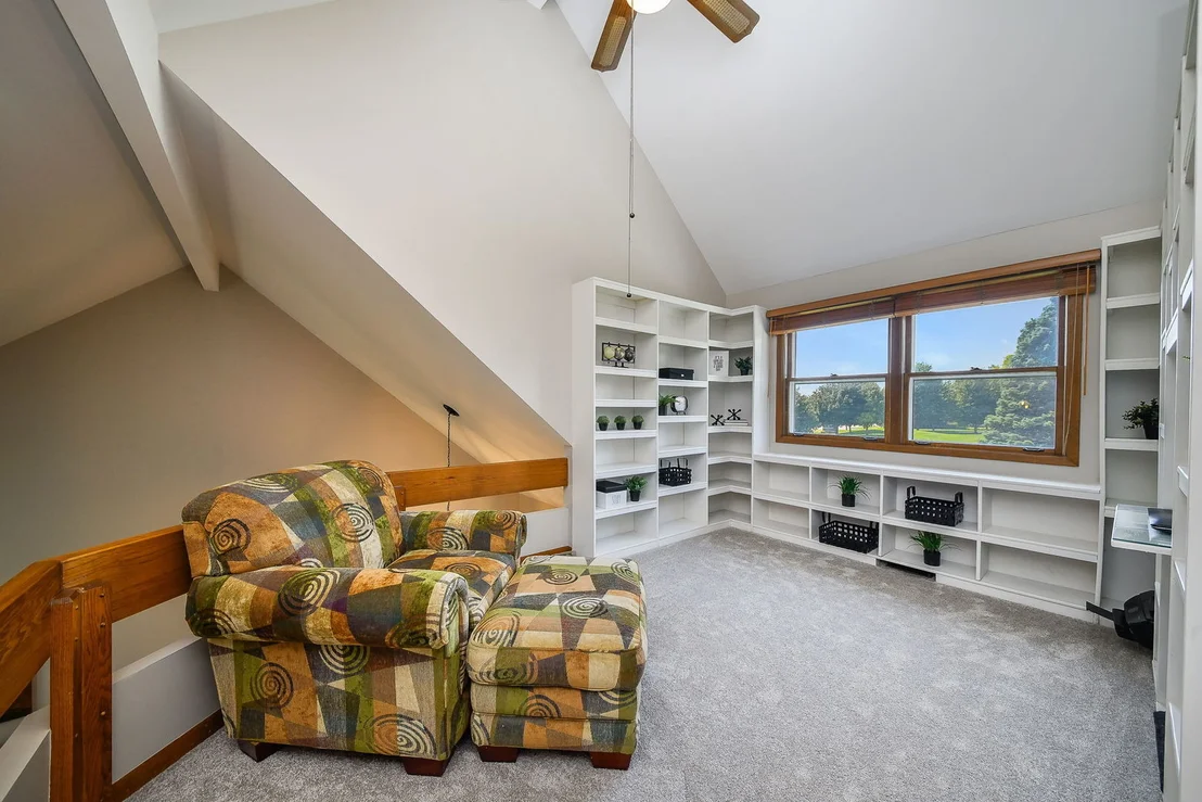 Photo of 102 Juniper Drive