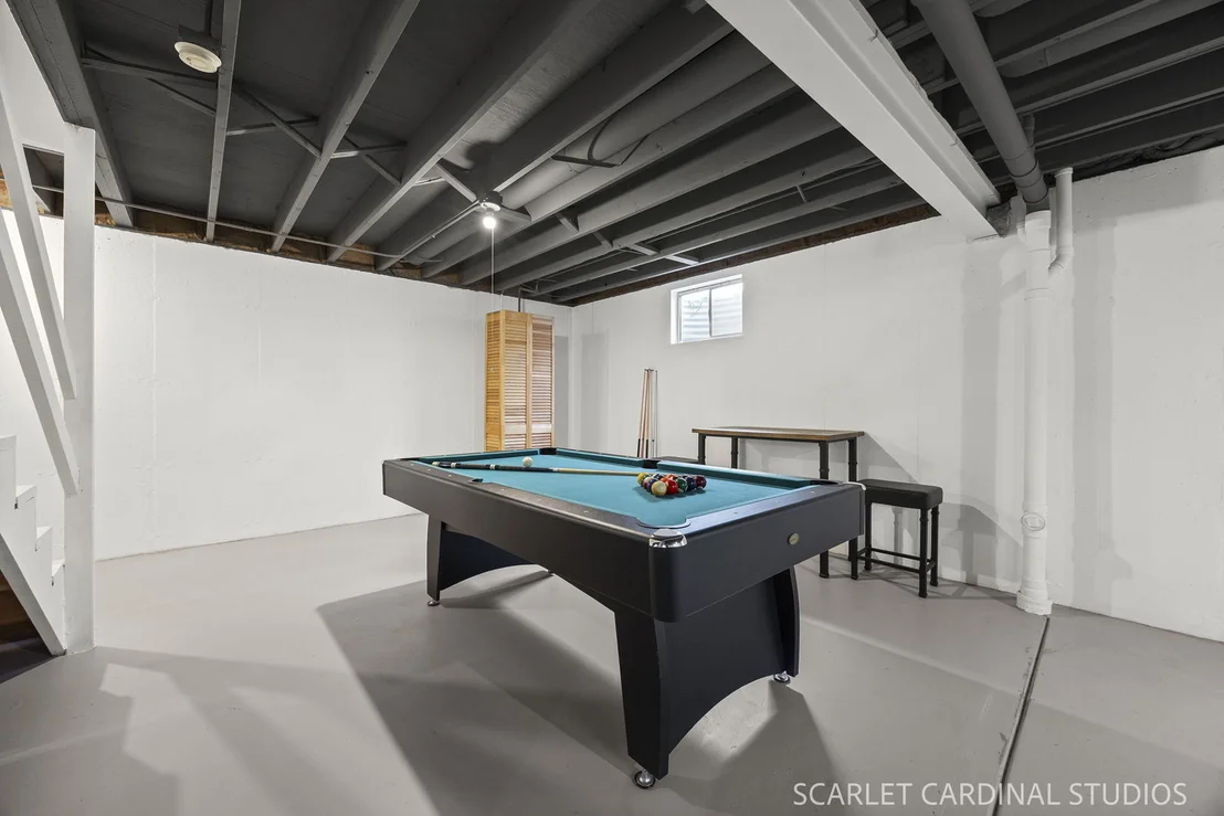 Photo of 1119 Book Road