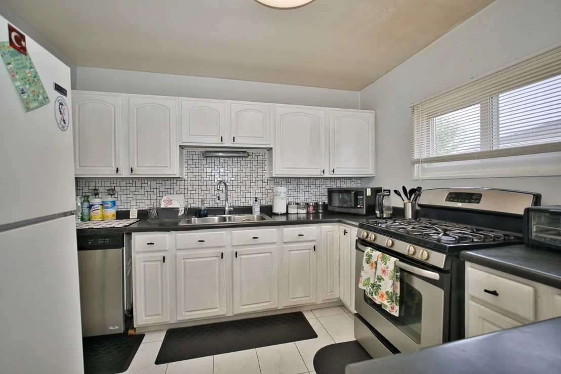 Photo of 6948 Beckwith Road