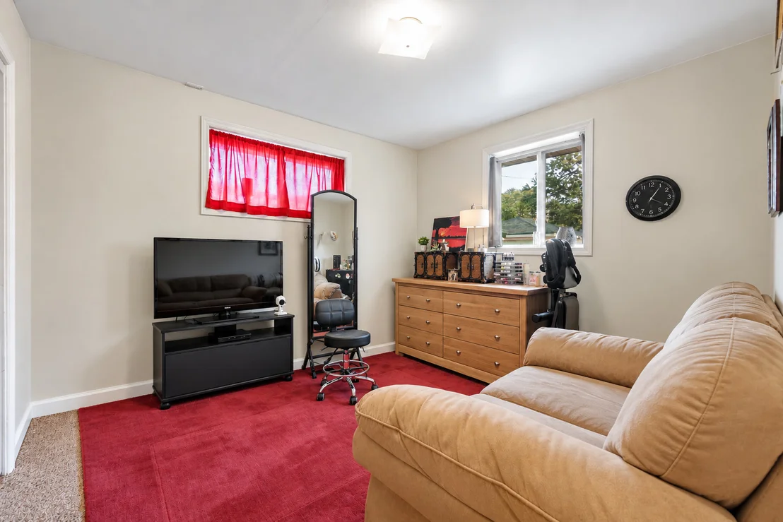 Photo of 17233 Walter Street