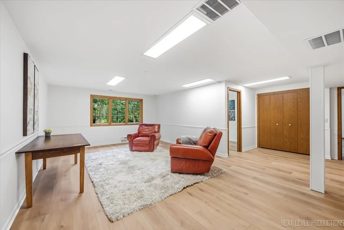 Photo of 3663 Wolf Road