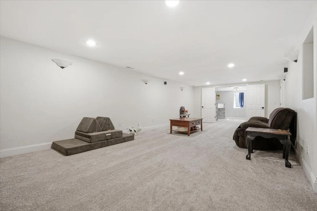 Photo of 19316 Nottingham Drive