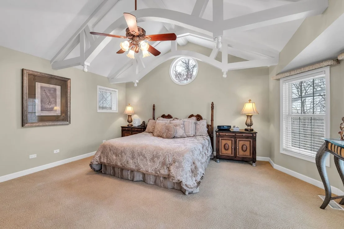 Photo of 10 Deerpath Lane