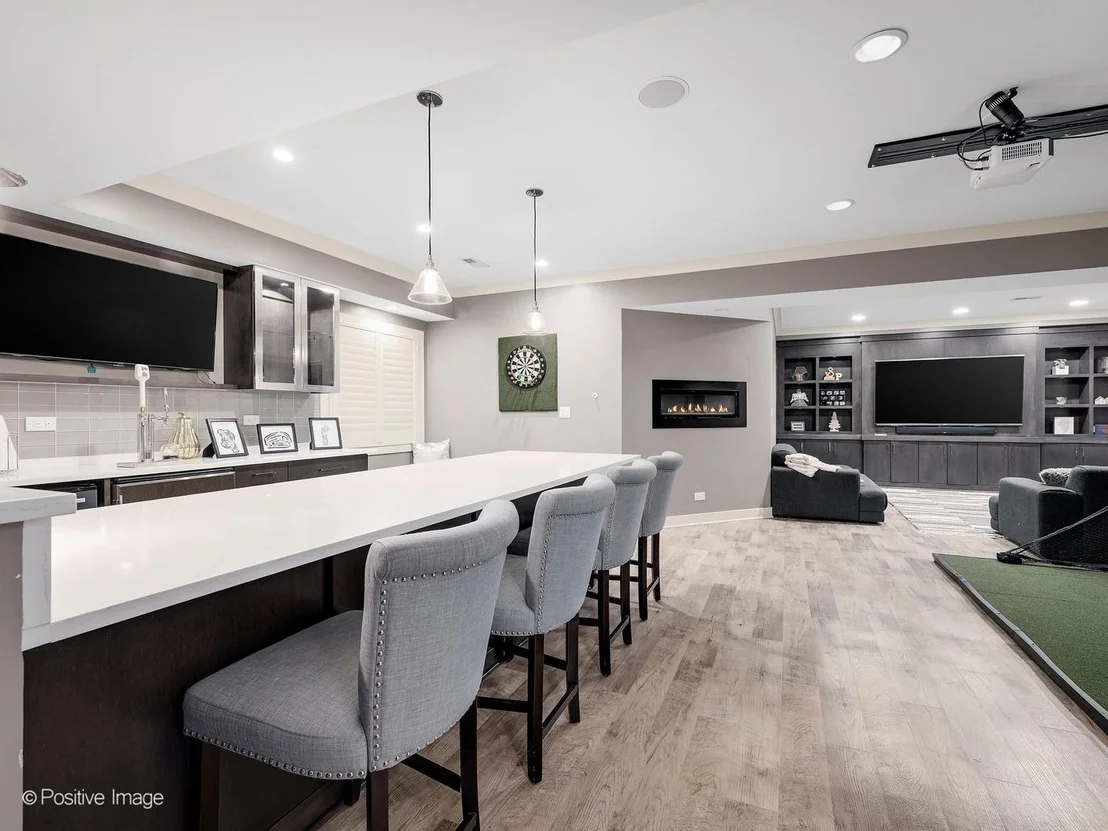 Photo of 549 W 3rd Street