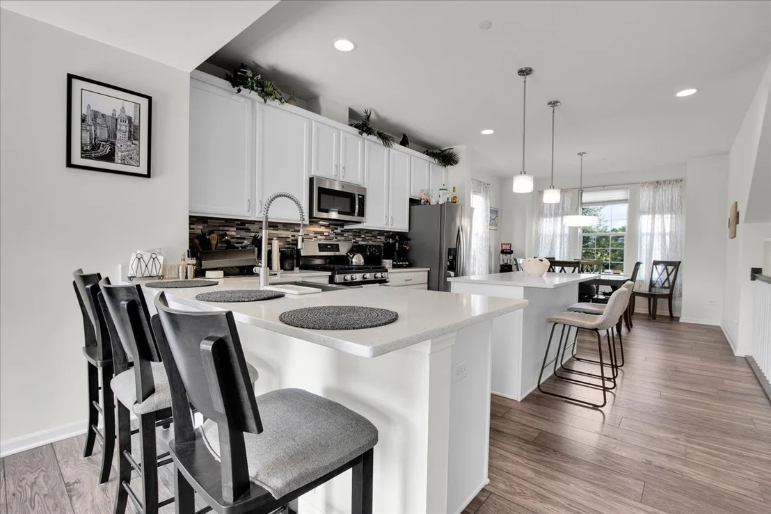 Photo of 2937 Madison Drive