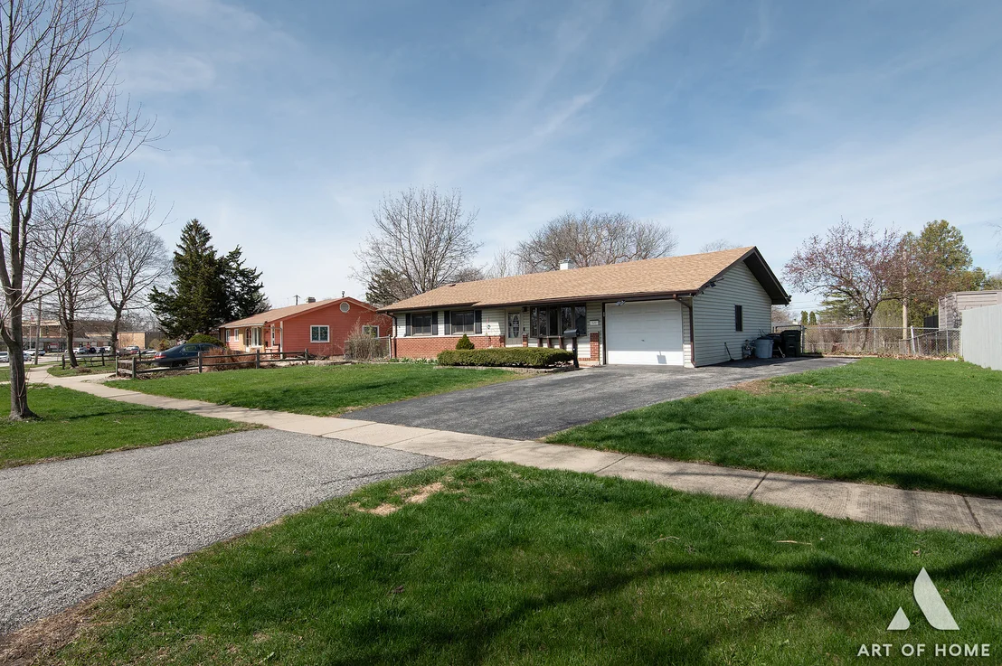 Photo of 520 Glendale Lane