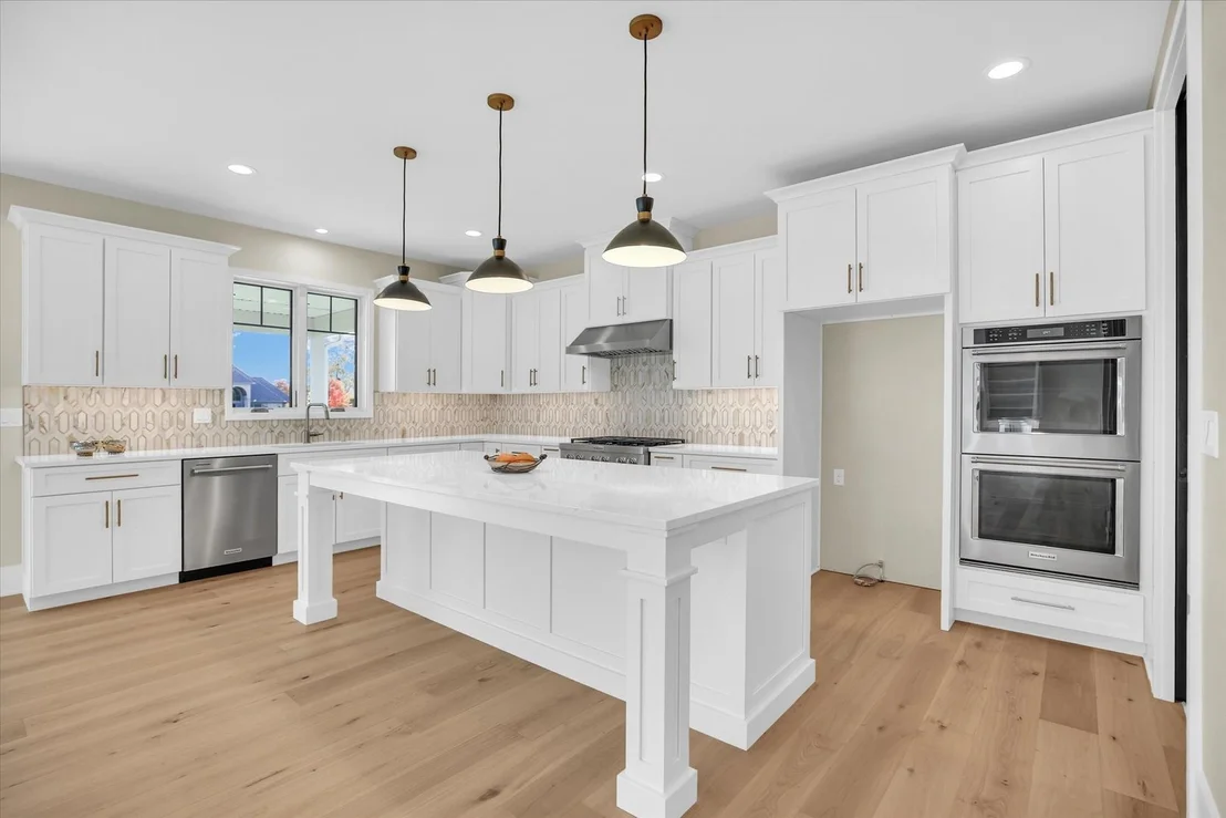Photo of 2709 Castlerock Drive
