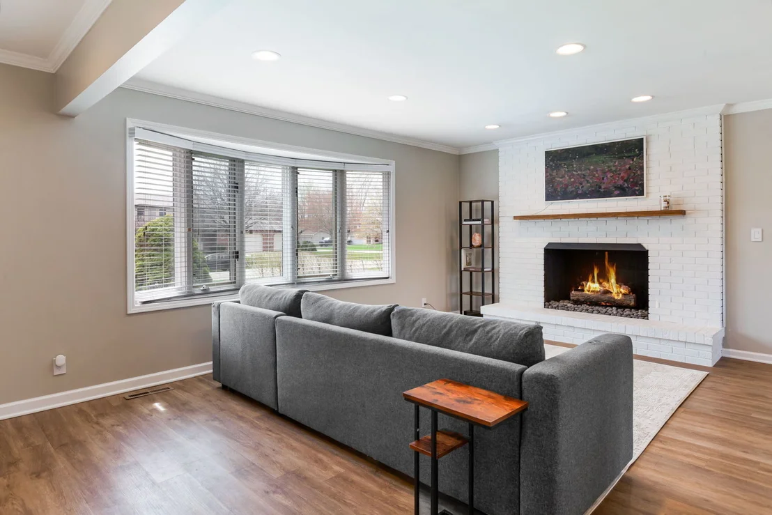Photo of 29W332 Mark Drive