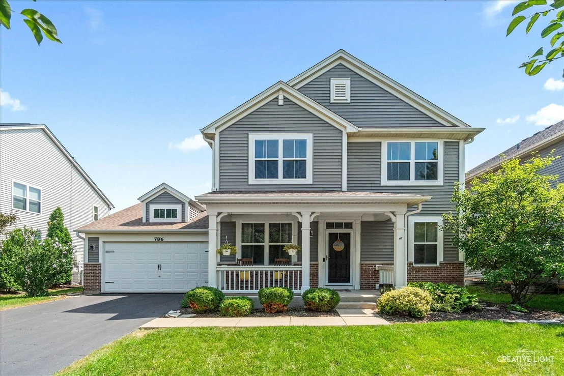 Photo of 786 Bonaventure Drive