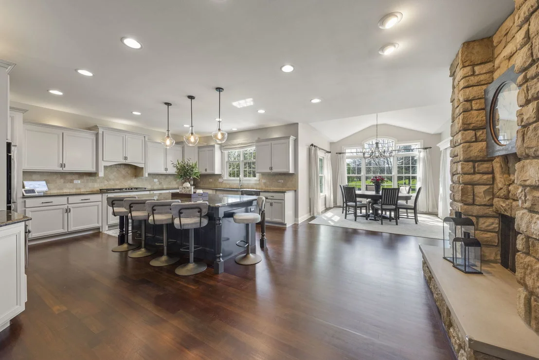 Photo of 671 SHEFFIELD Circle
