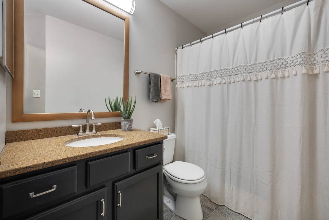 Photo of 875 Emerald Drive